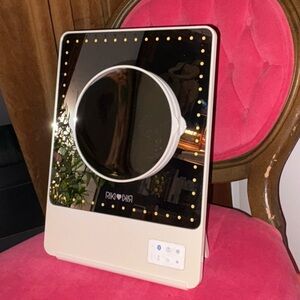 Riki Loves Riki skinny mirror